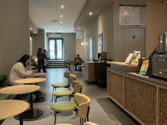 -星巴克臻选(南京金茂览秀城店)