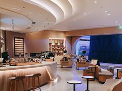 大堂-星巴克臻选(上海陆家嘴中心店)