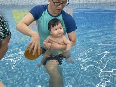 -小小王国亲子游泳俱乐部(锦辉中心)