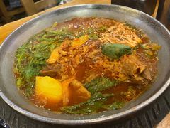 -喇喇排骨火锅·传统韩式脊骨汤(望京西园总店)