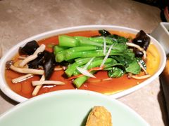 手捏菜炒蘑菇-新白鹿餐厅(金鹰新街口店)