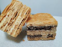 核桃拿破仑酥-黛汀烘焙DAINTY BAKERY(代字行合生汇店)