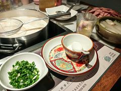 -尚尚仙·酸汤猪手·猪肚鸡火锅(华联万柳购物中心店)