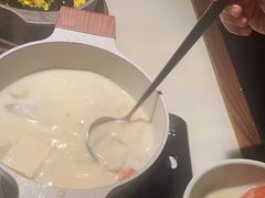 -佬麻雀·剁椒鱼头(京基KK One店)