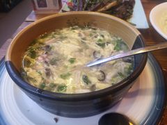 -闯关东东北农家菜(崂山石老人店)