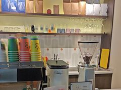 -WOW coffee