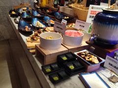 自助取餐区-亚马逊环球美食百汇(新城吾悦广场店)