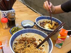 -沪西老弄堂面馆(定西路店)