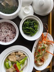 -臻康乃馨月子中心(集美店)