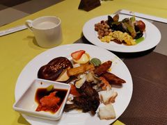 -安徽饭店·白鹭阁自助餐厅(梅山路店)