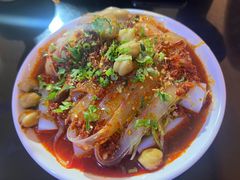 -烤肉小伙烤肉店
