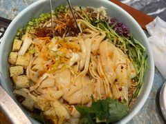 -哈啾嗨·新概念蒙餐(红星新城店)