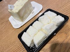 椰丝牛奶小方蛋糕-85度C(深圳佳宁娜店)