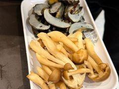 -菌之家·专业纯野生菌火锅·特色炒菌