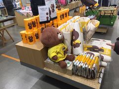 -line friends(明洞旗舰店)