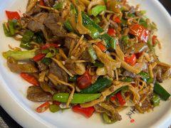 -川流不息·地道川菜·小龙虾(松东路店)