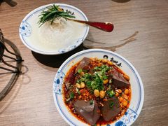 -肖四女乐山跷脚牛肉(滨江天街店)