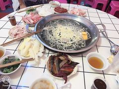 -储奇门鳝鱼火锅(总店)