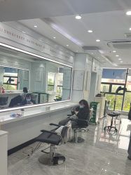 -镁连社·美联社