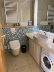 -海豚湾高端月子会所(黄浦店)