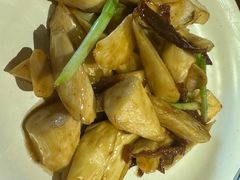 -肆海小川菜酒馆Wine Bistro (青年路店)