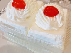 鲜奶小方蛋糕-红宝石·鲜奶小方·海派西点房(南丹店)
