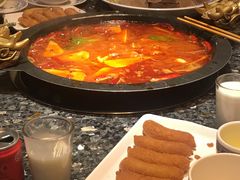 -成渝龙火锅(都江堰店)