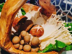 -捞王锅物料理(上海世茂广场店)