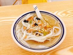 -正南齐北·老街糯米团(洪崖洞店)
