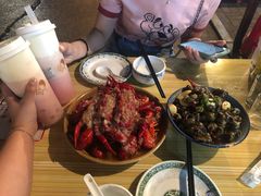 -冶建镜子·老南昌大排档·江西虾王(总店)