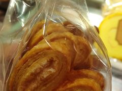 蝴蝶酥-莉莲蛋挞(大华悦沢书店)