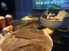 -唯爱KTV聚会餐厅(仙林东城汇店)