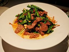 芫茜摔打鲜牛肉-桂满陇·海市蜃楼·黑金(国金店)