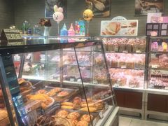 面包甜点陈列柜-巴黎贝甜(印象城店)