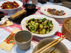 -肥肥虾庄·金牌油焖大虾(汉口城市广场店)