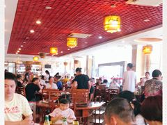 大堂-九尺赵老四鲜鹅肠火锅
