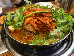 土豆排骨火锅-喇喇排骨火锅·传统韩式脊骨汤(望京西园总店)