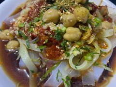 -烤肉小伙烤肉店