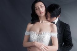 现代简约-巴黎婚纱摄影工作室