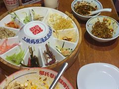 -怪噜范·老贵阳街头名小吃(鸿通城店)