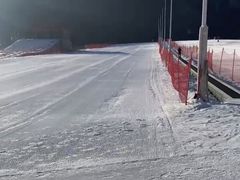 -荣盛康旅野三坡滑雪场