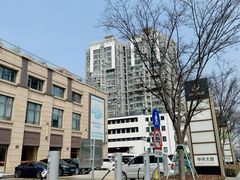 -瑞幸咖啡(写意创意中心店)