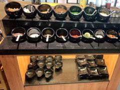 自助调料区-贰重天冰煮羊自助火锅(东坝店)