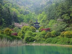 -灵岩山风景区
