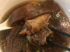 -天下三绝 牛肉面/红酒