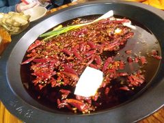 -黄潇洒老火锅(九眼桥宏济巷店)