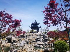 -上海滴水湖皇冠假日酒店