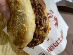 牛肉烧饼（多肉）-穆得·老周家牛肉烧饼(普利街店)