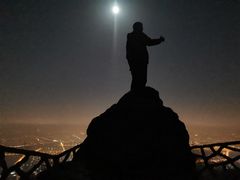 -鬼笑石后山停车场