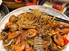 -船梆煮•蒸汽海鲜·炉火烤肉(五四广场店)